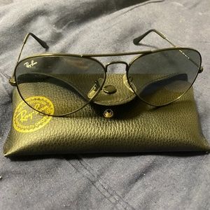 Ray-ban grey sunglasses Aviator